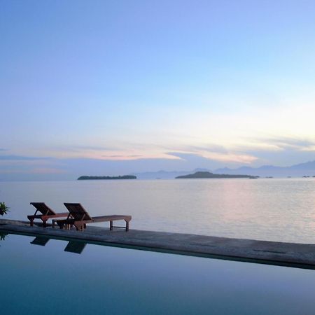 Alden Beach House Sekotong Exterior photo